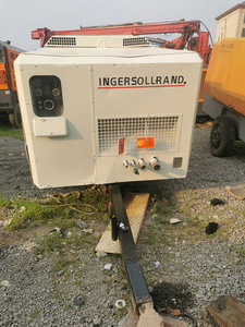 Máy nén khí Ingersoll Rand VHP600, động cơ CUNMINS đời 2017, công suất 600 CFM, áp suất 17 bar, cần bán - Product Image 2