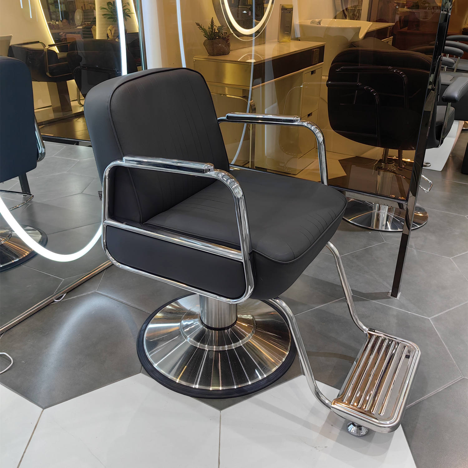 Modern Barber Shop Barber Chair Hair Salon Special Hairdressing