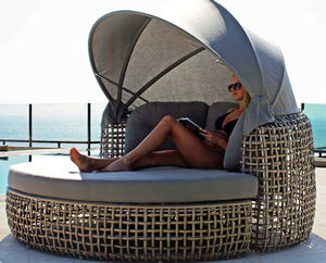 Modern Day Bed Patio Furniture Hotel Luxury Garden Sun Lounger Round Aluminum Rattan Wicker <strong>Outdoor</strong> <strong>Daybed</strong> <strong>With</strong> <strong>Canopy</strong> - Product Image 4