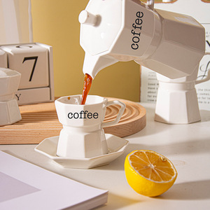 Set di Tazze da Caffè in Porcellana Stile Nordico, Tazze da Tè in Ceramica Bianca con Piattino per Ristoranti e Casa, Regalo di Lusso - Product Image 2