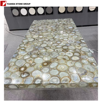 Table en pierre semi-précieuse personnalisée de luxe meubles en agate pierre précieuse dalle de cristal salle à manger conception de table de bar-café avec rétro-éclairage LED