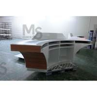 Kunden spezifische moderne Sonnenbrillen Glass chränke Vitrine Vitrine LED-Lit Store Interior Design Brillen Counter Showroom