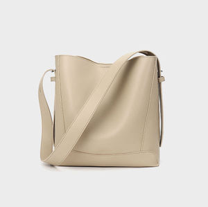 Sac fourre-tout surdimensionné en cuir véritable tendance 25,5x24x11cm avec fermeture éclair et bandoulière amovible, sac seau pour femme toutes saisons - Product Image 1