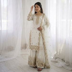 Traje Anarkali de seda bordado en blanco con dupatta, estilo tradicional holgado para bodas, para mujeres, estilo India-Pakistán. - Product Image 1