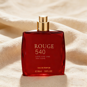 <span class=keywords><strong>Baccarat</strong></span> <span class=keywords><strong>Rouge</strong></span> <span class=keywords><strong>540</strong></span> |   70 ml con icónica tapa de cristal rojo y diamantes |   Fragancia Encantadora - Product Image 1