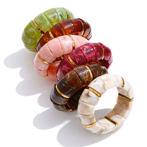 Bracelet JINYOU 7058 en perles acryliques vintage, style printemps-automne, plaqué or 18 carats, élastique et réglable, pour les fêtes - Product Image 1