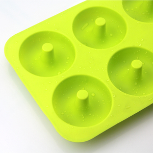 Accesorios de cocina para el hogar y utensilios de cocina Venta caliente grado alimenticio divertido 6 agujeros donut hornear pastel molde de silicona gadgets geniales - Product Image 3