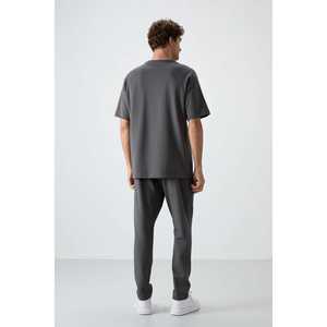 Conjunto Deportivo Haki para Hombre, Casual, Manga Corta, Transpirable, Corte Holgado, Diseño Simple para Adultos - Product Image 1