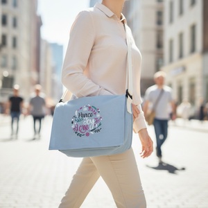 Sac messager en toile bleu pastel avec logo personnalisé, cadeau promotionnel d'entreprise - Product Image 4