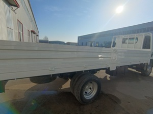 4X2 Rijden Model <span class=keywords><strong>Isuzu</strong></span> 700P 8T Vrachtauto Met Body Hot Verkoop Euro4 - Product Image 4