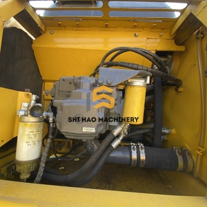 Excavadora de cadenas usada de alto rendimiento PC200 en venta con pocas horas de operación y excelente valor - Product Image 6