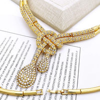 Parures de bijoux pour femmes couleur or de Dubaï, design classique, collier, boucles d'oreilles, bracelet, bague, vente en gros, usine d'origine chinoise