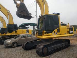 Excavatrice sur chenilles KOMATSU PC200-8 de 20 tonnes, d'occasion, d'origine japonaise, équipement de construction, moteur de pompe, moteur 0,8 m - Product Image 4