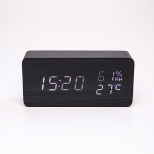 Reloj de Madera Electrónico LED Creativo y Simple con Pantalla Inteligente de Temperatura y Humedad, Luz Nocturna Multifunción Digital - Product Image 5