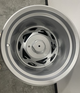 Jantes en aluminium moulé pour voiture de 15 pouces à déport profond 5x120 5x127 avec finition Racing argentée - Product Image 1