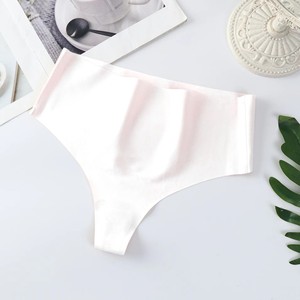 Nouvel Arrivage Vente en Gros de Sous-vêtements pour Femmes : Culottes, Strings, Slips, Lingerie Sexy, Lingerie Discrète - Product Image 6