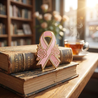 En gros, Pin's en émail personnalisé pour femme, ruban rose, rose en perle, pour la sensibilisation au cancer du sein, en métal, pour la charité