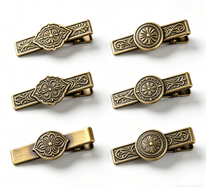Ensemble de pince à cravate et de boutons de manchette en laiton gravé de motifs floraux vintage personnalisés pour accessoires formels masculins - Cadeau d'anniversaire - Product Image 5