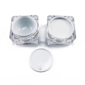 Contenants de sérum de soin de la peau de marque privée, pots de lotion crème hydratante éclaircissante à la vitamine C, bouteilles pour les soins du visage des femmes - Product Image 2