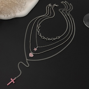 Juego de Collares con Colgantes de Corazón, Estrella y Cruz con Pedrería Rosa Estilo Y2K para Mujer, Cadenas de Clavícula Apilables a la Moda, Accesorios y Regalos - Product Image 3