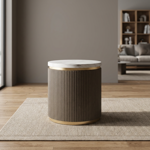 La table Nara Jari présente une finition marron contemporaine, avec des dimensions de 430 x 430 x 480, idéale pour sublimer le style de toute chambre. - Product Image 2