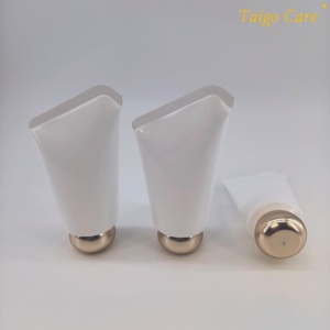 Envase Cosmético de Lujo de 50 ml para Crema de Manos, Tubo Suave Ecológico con Forma de 7 y Tapa Dorada de Rosca - Product Image 2