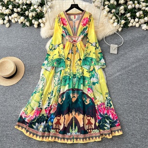 Nouvelle Robe Imprimée <span class=keywords><strong>Grande</strong></span> Ampleur à Col Plongeant et Manches Évasées Style Vacances 2026 pour Femme - Product Image 1