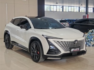 Changan UNI-T 2023 LHD 5 places 1.5T AT d'occasion fiable, prix de gros le <span class=keywords><strong>moins</strong></span> cher pour le <span class=keywords><strong>marché</strong></span> africain, directement de Chine - Product Image 2
