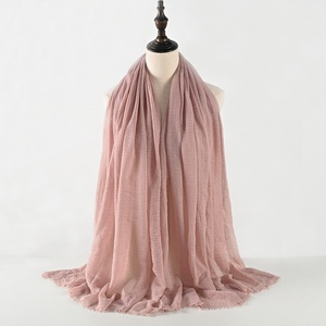 <span class=keywords><strong>Foulard</strong></span> plissé en <span class=keywords><strong>soie</strong></span> de couleur unie pour <span class=keywords><strong>femme</strong></span>, style malaisien, avec bord froissé, grande taille, effet bulle, long châle toutes saisons - Product Image 1