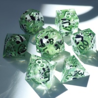 Ensemble de dés en résine liquide LuxeRoll Panda, 7 pièces, bords tranchants, dés DND pour jeux de rôle sur table, dés de jeu Dungeons&Dragons, boîtes de dés