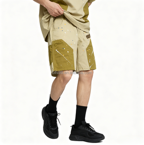 Shorts Bermuda décontractés pour hommes avec imprimé à pois et poches, taille élastique, tissu Oxford en polyester, style respirant - Product Image 1