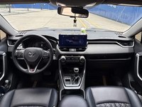 2022 2023 2024 Mobil Toyota RAV4 2.0L Luxury SUV dengan Transmisi Otomatis, Mobil Bekas, Harga Terjangkau, Interior Kulit