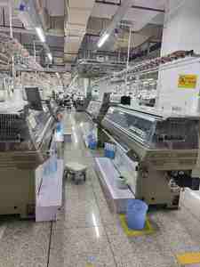 Máquina de tejer plana computarizada Shima usada confiable 14g - Product Image 1