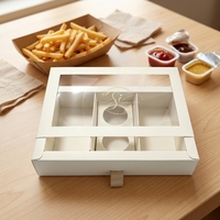 Boîte d'emballage alimentaire recyclable économique à trois compartiments pour snacks, frites et sushi, avec insert amovible pour coupelle de sauce