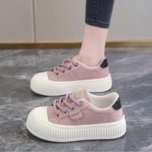 Nouvelles chaussures confortables 2026 pour femmes, baskets blanches plates à semelle épaisse effet nuage, chaussures de tous les jours polyvalentes pour étudiantes - Product Image 4