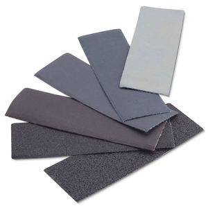 Papier abrasif à crochets et boucles en carbure de silicium noir de qualité supérieure 90x30 mm, dureté moyenne, OEM, pour ponçage humide et à sec du bois, de la pierre et de la peinture - Product Image 1