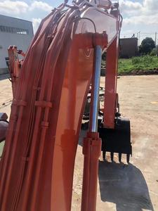 Excavatrice Hitachi ZX200-6 d'occasion, moteur japonais 6 cylindres, 20,5 tonnes, équipement de construction avec pompe, roulement, engrenage, PLC - Product Image 2