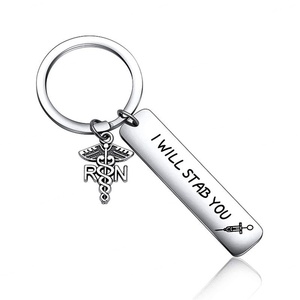 Porte-clés vintage en acier inoxydable 3D gravé sur mesure, dessin animé, vierge - Léger et étanche - Product Image 3