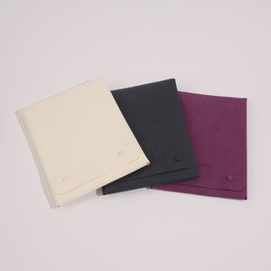 Bolsas de Embalaje para Joyería de Microfibra de Terciopelo Rectangulares y Cuadradas con Logotipo Personalizado, Bolsas de Almacenamiento Portátiles de Alta Gama para Aretes y Collares - Product Image 6