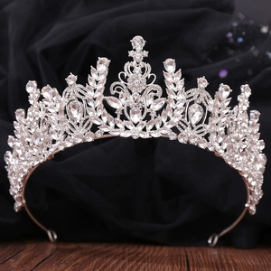 Diadème <span class=keywords><strong>de</strong></span> Mariage et Anniversaire pour Femme en Alliage Plaqué Or avec Cristaux Élégants et Coraux, Couronne <span class=keywords><strong>de</strong></span> <span class=keywords><strong>Reine</strong></span> <span class=keywords><strong>de</strong></span> Bal, Diadème <span class=keywords><strong>de</strong></span> Princesse pour Concours <span class=keywords><strong>de</strong></span> Beauté - Product Image 6