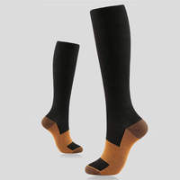 Chaussettes de compression personnalisées pour la course à pied 20-30 mmHg Automne Hommes Femmes Chaussettes de sport Cyclisme Football Varices