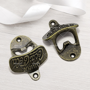 Abridor de Botellas de Pared de Aleación de Zinc con Texto Personalizado XIAOFEI para Amantes de la Cerveza y las Bebidas - Product Image 3