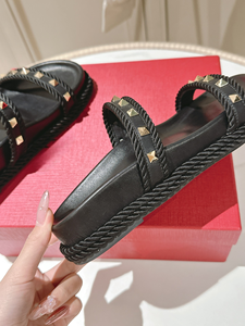 Sandales à double bride en cuir véritable pour femmes, avec détails tressés, style Valentino - Product Image 5