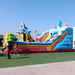 Castello Gonfiabile Commerciale a Tema Squalo con Scivolo e Tunnel per Esterni - Product Image 4