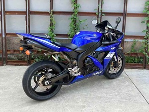 Motocicleta Yamaha YZF-R1 de Segunda Mano, Gasolina, 4 Cilindros, Refrigeración por Agua, 1000cc - Motocicletas Deportivas - Product Image 6