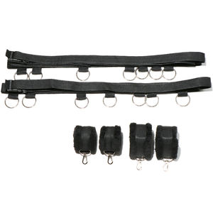 Ensemble de Contrainte de Bondage Ajustable Sous le Matelas avec Poignets et Sangles en Cuir PU Doux pour Jeux de Couple et Débutants en BDSM - Product Image 5