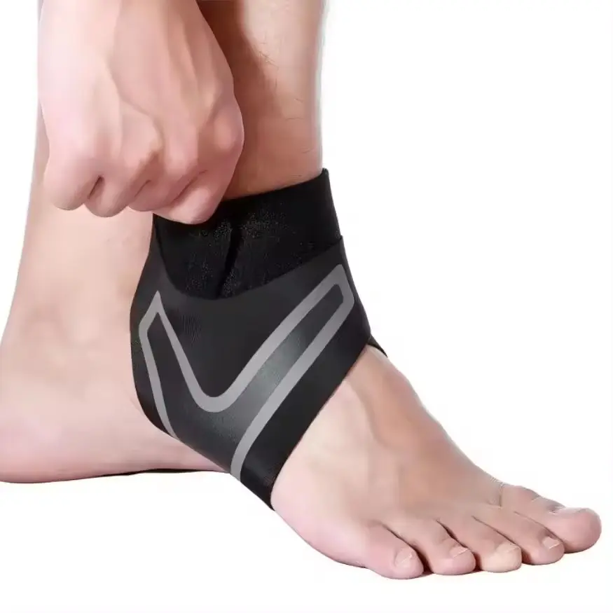 Logo personalizzato sport di sicurezza regolabile in esecuzione cavigliera supporto compressione in Neoprene cavigliera