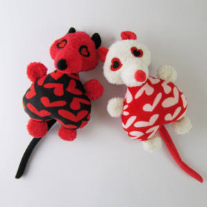 Giocattolo Morbido di Alta Qualità a Forma di Coniglio per Cani, Ecologico, Stile Cartone Animato, 28cm, in Poliestere e Cotone PP, Prezzo di Fabbrica, Prodotto per Animali Domestici - Product Image 3