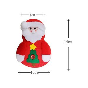 Adornos de mesa navideños transfronterizos: Portacubiertos de Papá Noel, Alces y Muñecos de Nieve de dibujos animados, Fundas de cubiertos de tela no tejida para cuchillos y tenedores. - Product Image 3
