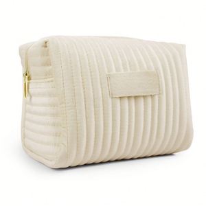 Sac cosmétique en velours grande capacité avec logo personnalisé, tendance, pour voyage, shopping, rangement de maquillage et articles de toilette, imperméable - Product Image 5